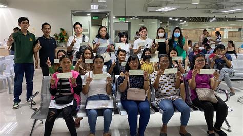 owwa regional welfare office 3 photos|20 OFWs in Bataan receive financial assistance from OWWA.